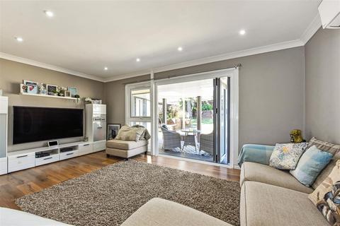 11 Bromyard Crescent, Portsmouth, PO6 3SP