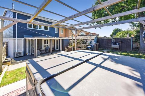 11 Bromyard Crescent, Portsmouth, PO6 3SP