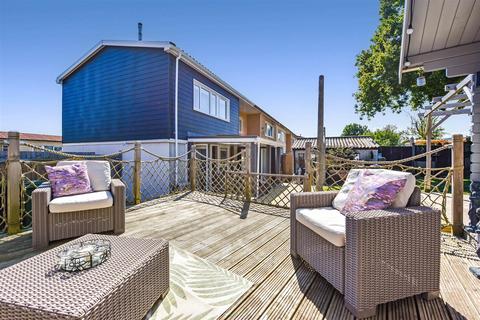 11 Bromyard Crescent, Portsmouth, PO6 3SP