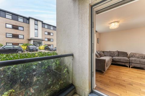 1 bedroom flat for sale, Peacock Close, Mill Hill