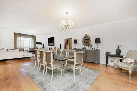 3 bedroom apartment to rent, Fitzjohn's Avenue, Hampstead, NW3