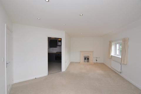 2 bedroom apartment to rent, Weavers Lane, Hailsham