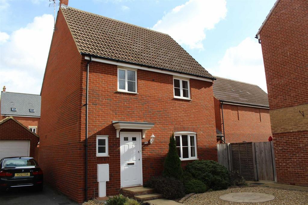 Holst Road, Redhouse, Swindon 3 bed detached house to rent £1,300 pcm