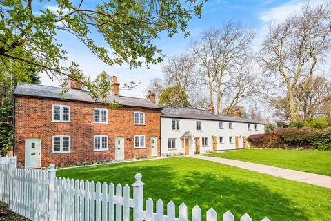 2 bedroom terraced house for sale, Letter Box Row, Gosmore, Hitchin, SG4