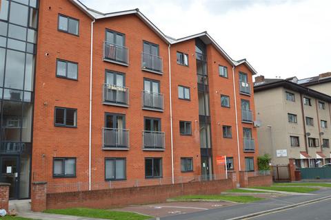 2 bedroom flat to rent, Newcastle Street, Manchester M15