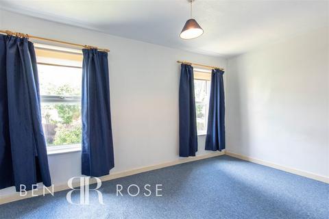 1 bedroom flat for sale, Mendip Road, Clayton-Le-Woods