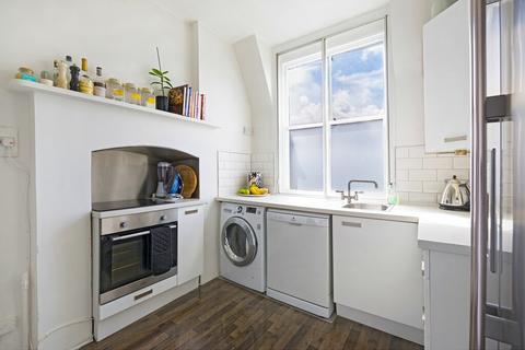 3 bedroom apartment to rent, Talgarth Mansions, Barons Court, W14