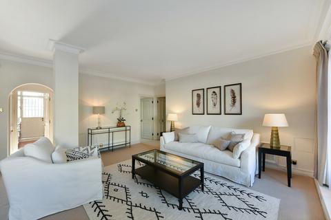 2 bedroom flat to rent, Cadogan Place, Belgravia, SW1X