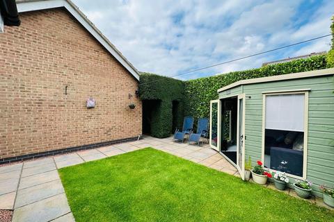 3 bedroom detached house for sale, Queens Drive, Goole