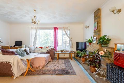 47 Findon Road, Brighton, BN2 5NY
