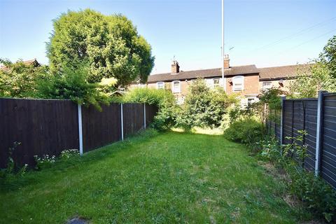 4 bedroom terraced house for sale, St. Andrews Close, Leighton Buzzard, LU7 1DB