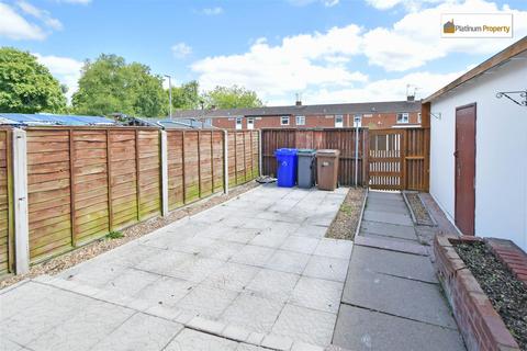 2 bedroom townhouse for sale, Kingsdale Close, Stoke-On-Trent ST3