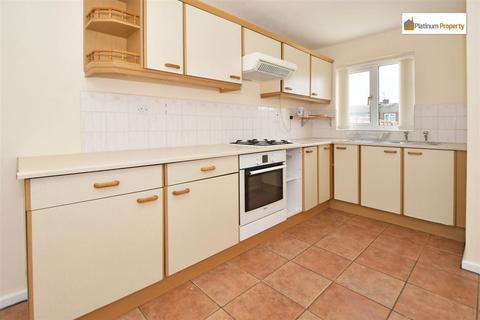 2 bedroom townhouse for sale, Kingsdale Close, Stoke-On-Trent ST3