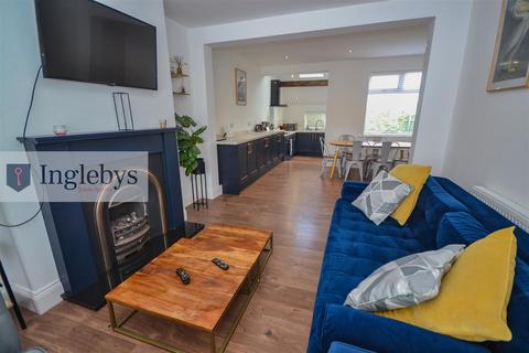3 bedroom end of terrace house for sale, Upleatham Street, Saltburn-By-The-Sea