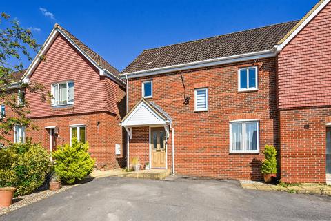 3 bedroom end of terrace house for sale, Cherry Orchard, Whitchurch