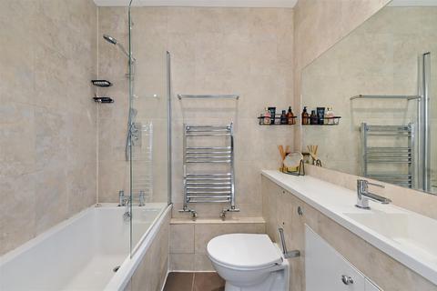 118 Alexandra Road, London, SW19 7JY