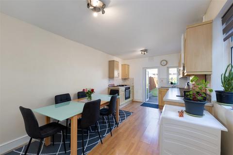 35 Carmichael Road, London, SE25 5LS