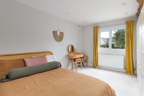 110b Beulah Road, Thornton Heath, CR7 8JF