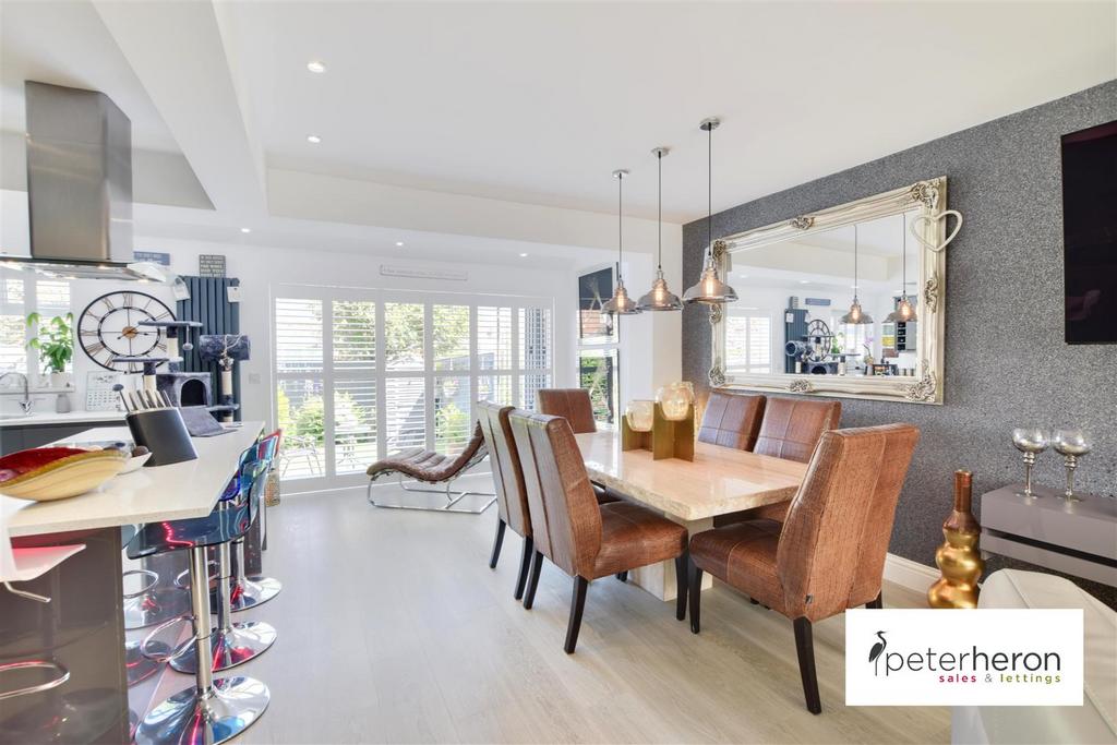 Open Plan Dining Kitchen