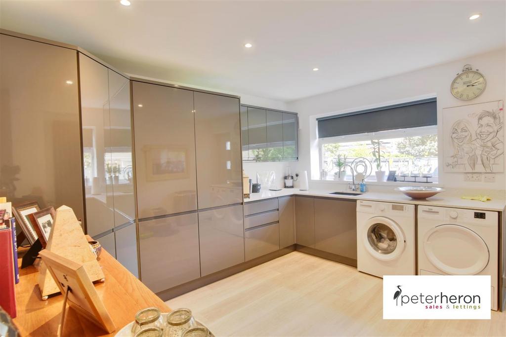 Open Plan Dining Kitchen