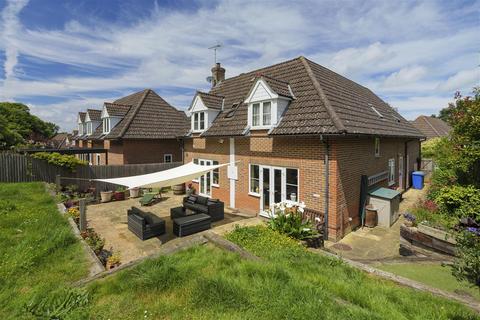 4 bedroom detached house for sale, Weatherall Close, Dunkirk, Dunkirk