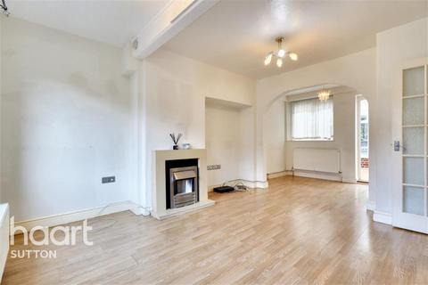 2 bedroom end of terrace house to rent, Leominster Walk, SM4