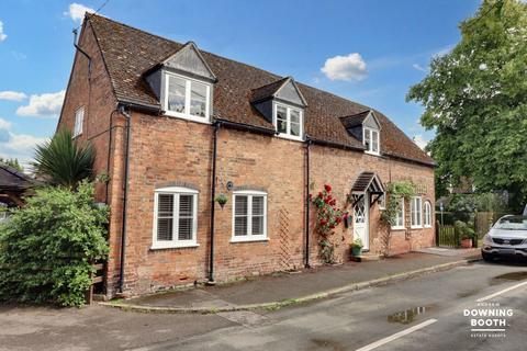 5 bedroom cottage for sale, The Square, Tamworth B79