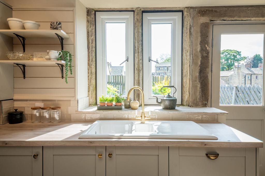 Living dining kitchen