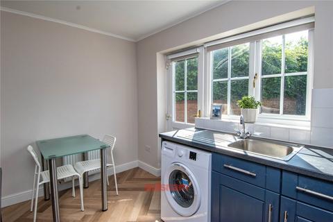 2 bedroom semi-detached house for sale, Abbey Close, Bromsgrove, Worcestershire, B60