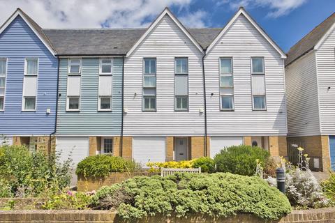 3 bedroom terraced house for sale, Granville Street, Dover, CT16