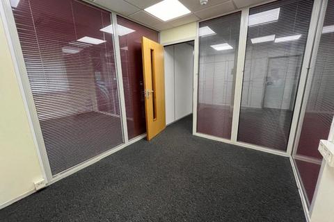 Office to rent, 13 Crusader Business Park, Clacton On Sea, Essex, CO15