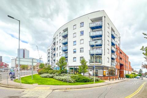 2 bedroom flat for sale, 29 Loates Lane, Watford, Hertfordshire, WD17 2PJ