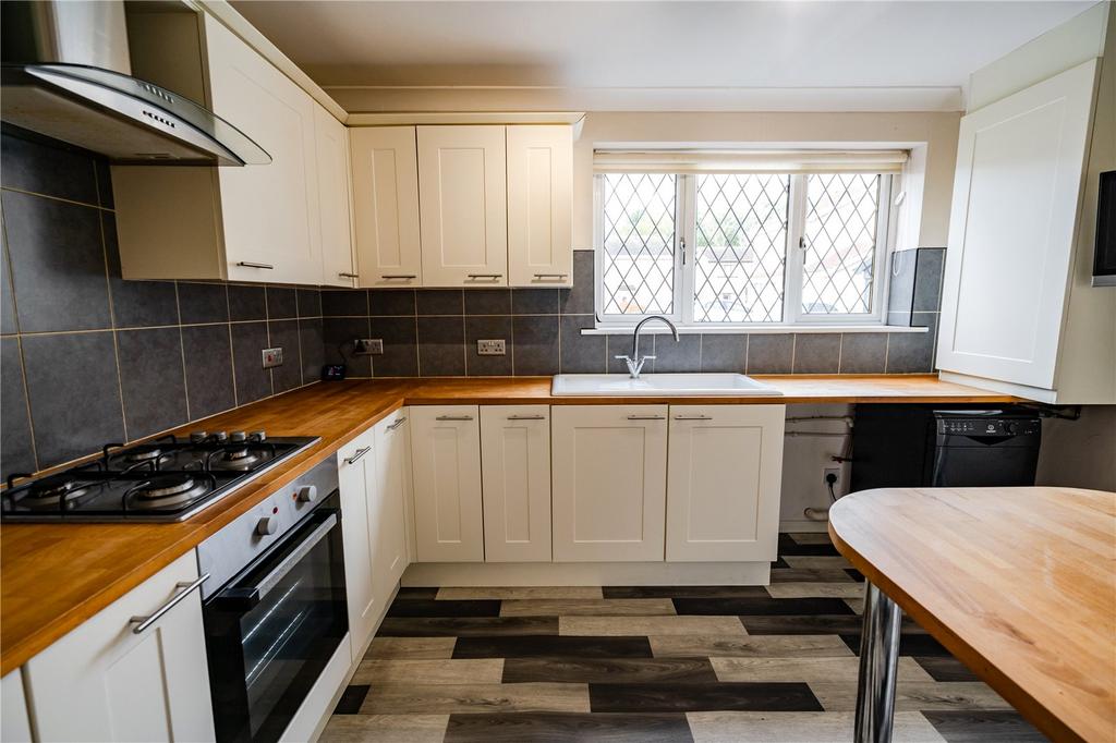Kitchen (2)