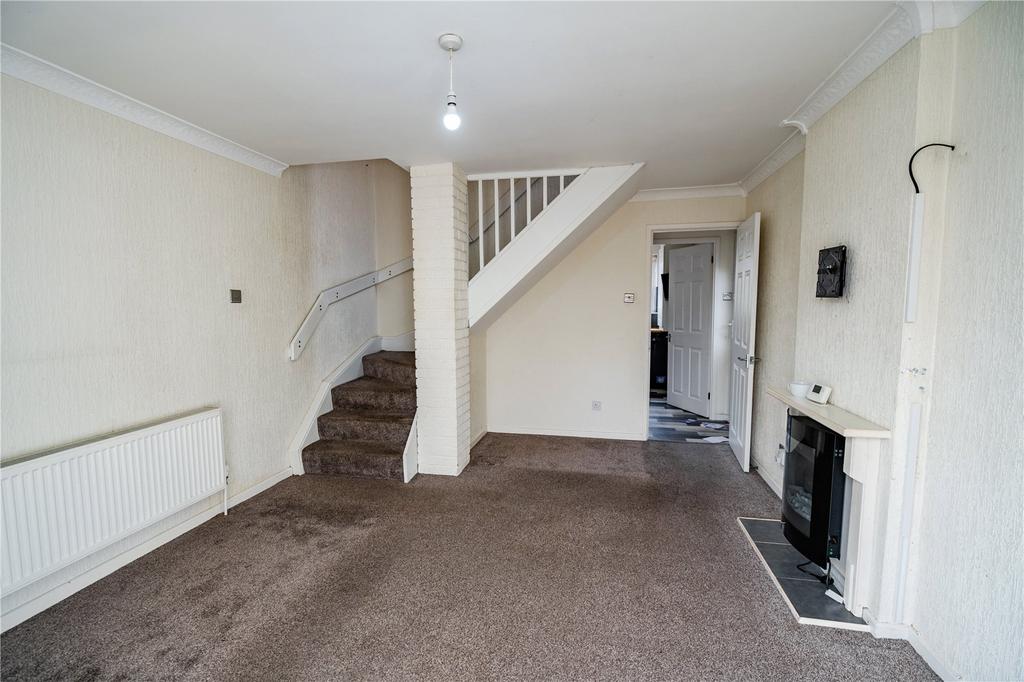 Living Room (2)