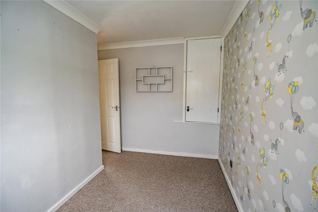 Bedroom 2 (2)