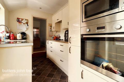 2 bedroom terraced house for sale, Florence Street, Newcastle