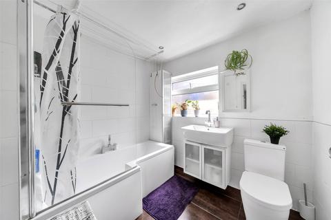 21 Lyndon Road, Belvedere, DA17 5AU