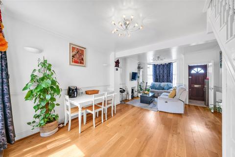 21 Lyndon Road, Belvedere, DA17 5AU