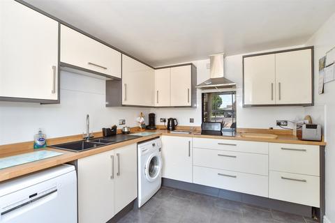 2 bedroom terraced house for sale, Siskin Road, Southsea, Hampshire