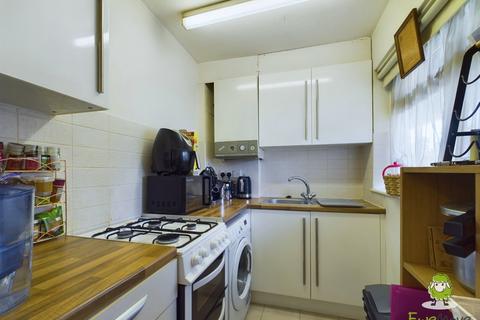 Studio for sale, The Danes Goat Lane, Basingstoke, Hampshire, RG21