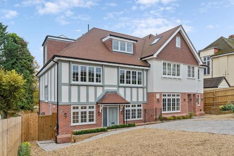 5 bedroom semi-detached house for sale, Kingsway, Gerrards Cross, Buckinghamshire, SL9