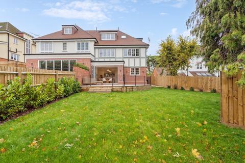 5 bedroom semi-detached house for sale, Kingsway, Gerrards Cross, Buckinghamshire, SL9