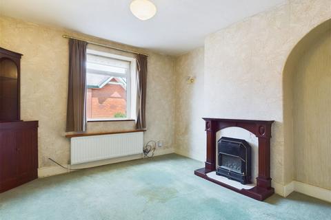 2 bedroom end of terrace house for sale, Aughton Street, Ormskirk, Lancashire, L39 3BN