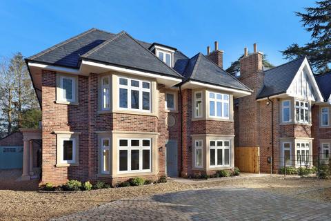 5 bedroom semi-detached house for sale, 98 Packhorse Road, Gerrards Cross, Buckinghamshire, SL9