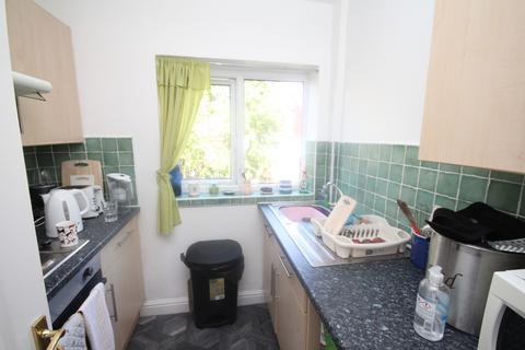 2 bedroom apartment to rent, Thomas Court, Toppings Green, Bromley Cross, Bolton, BL7