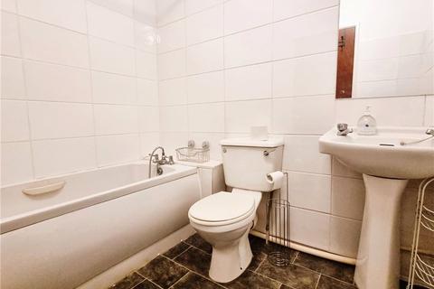 1 bedroom apartment for sale, London Road, Loudwater, High Wycombe