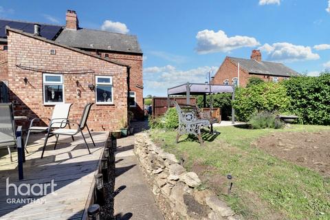 2 bedroom semi-detached house for sale, Town End, Grantham