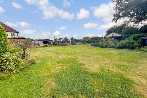 3 bedroom detached house for sale, Maidstone Road, Headcorn, Ashford, Kent