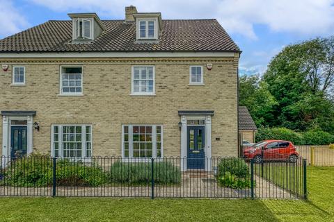 4 bedroom semi-detached house for sale, Ellis Gardens, Cambridge CB25