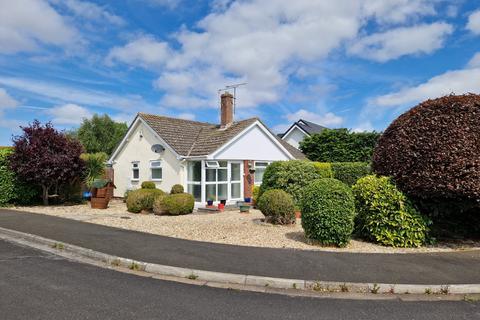 2 bedroom bungalow for sale, Martins Close, Burnham-on-Sea, Somerset, TA8